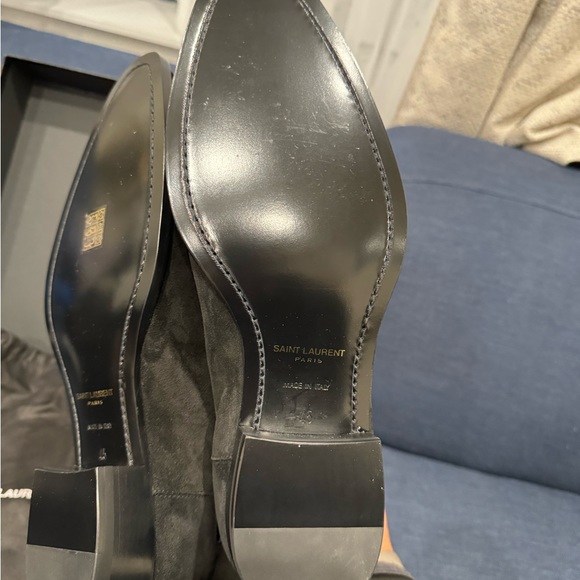 Brand new YSL Men’s Chelsea suede boots - Picture 6 of 6